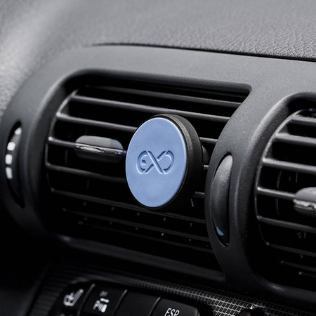 Uniwersalny magnetyczny uchwyt samochodowy na telefon komórkowy eXc BASIC,czerwony